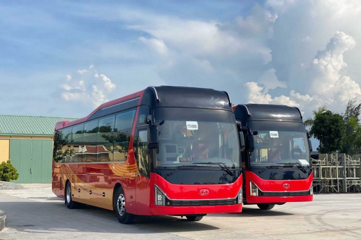 Understanding the Ha Long to Hue Route Understanding the Ha Long to Hue Route