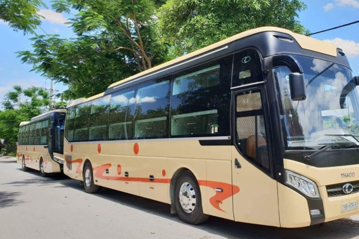 Why Choose a Bus from Hanoi to Hoi An? Why Choose a Bus from Hanoi to Hoi An?