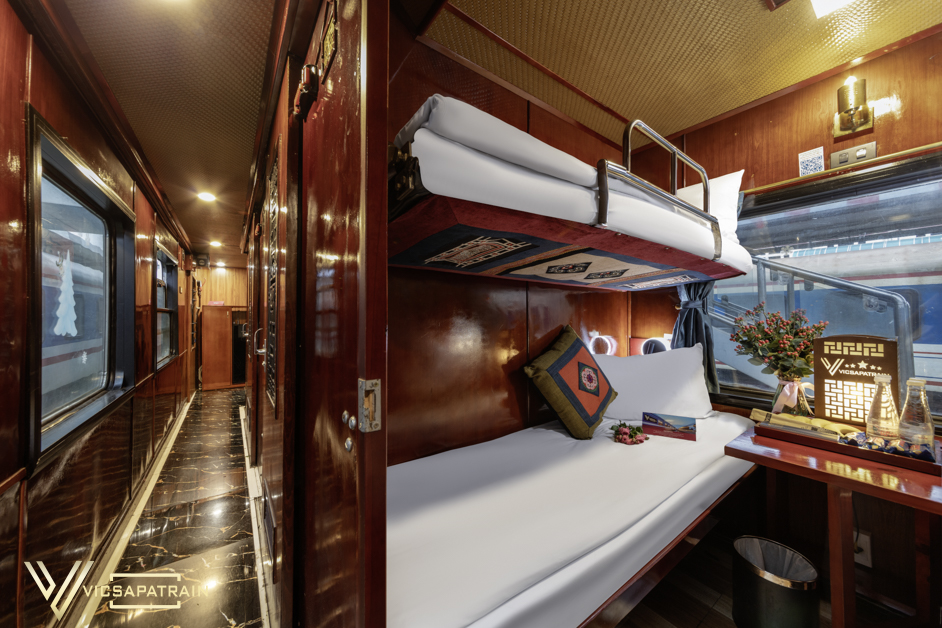 Luxury Cabin - 4 Berths