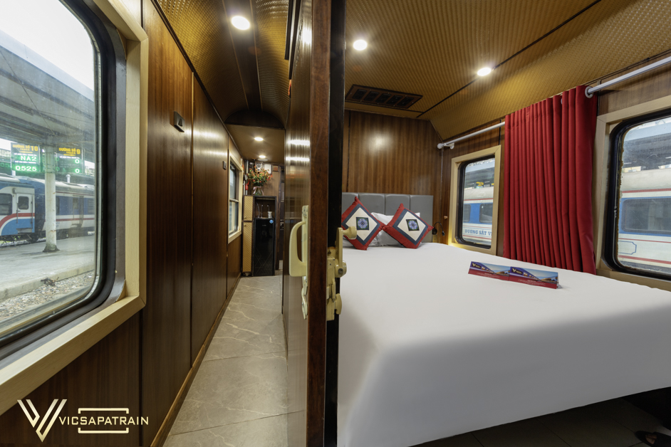 Suite Cabin - King Bed