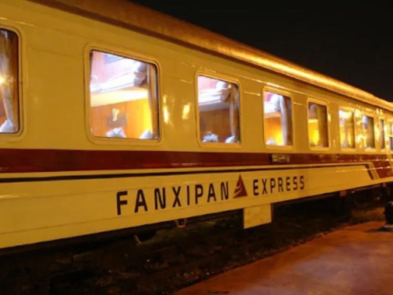 Fanxipan Express Train