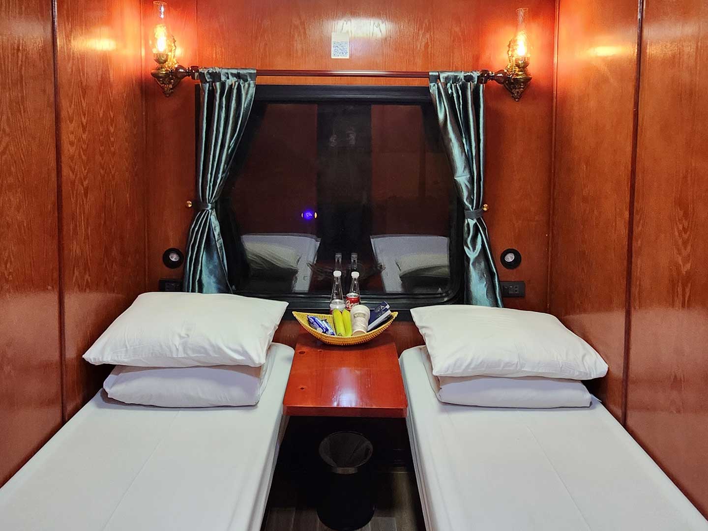 Vicsapa Train – Cabins, Schedule & Prices 5 vic sapa train form hanoi to sapa 1