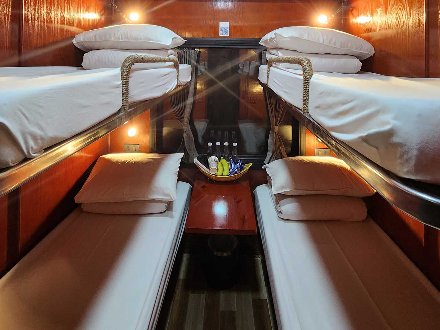 Vicsapa Train – Cabins, Schedule & Prices 6 vic sapa train form hanoi to sapa 2